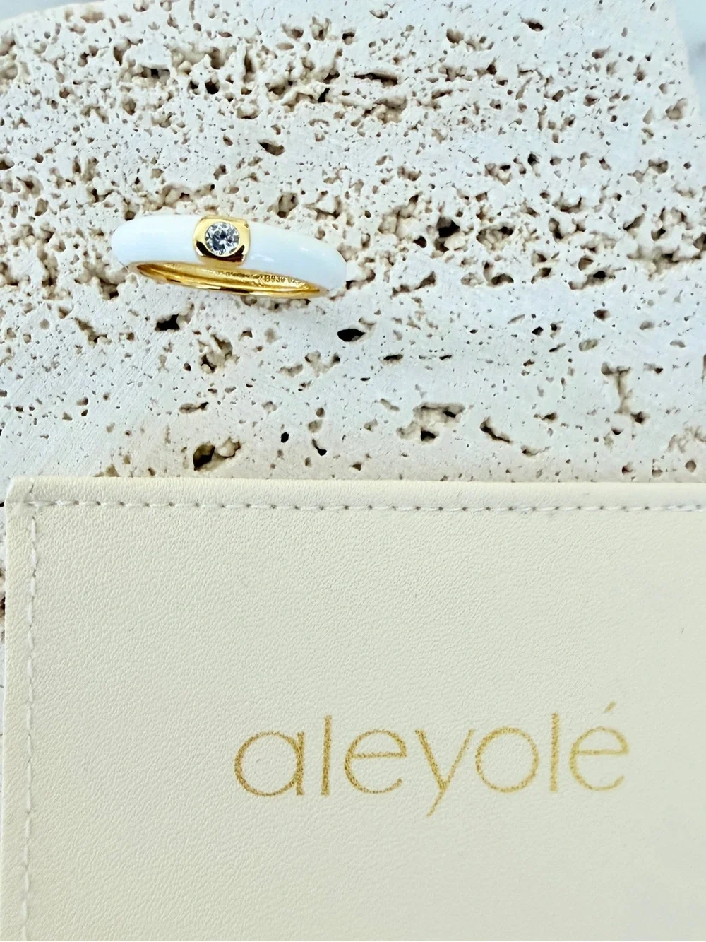 🤍 White Enamel Gold Gem 925 Sterling Silver Ring